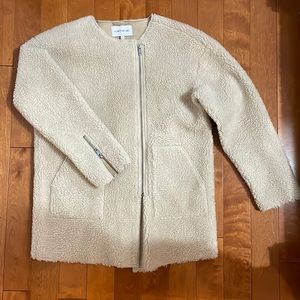 Cute Zip up Teddy like Coat